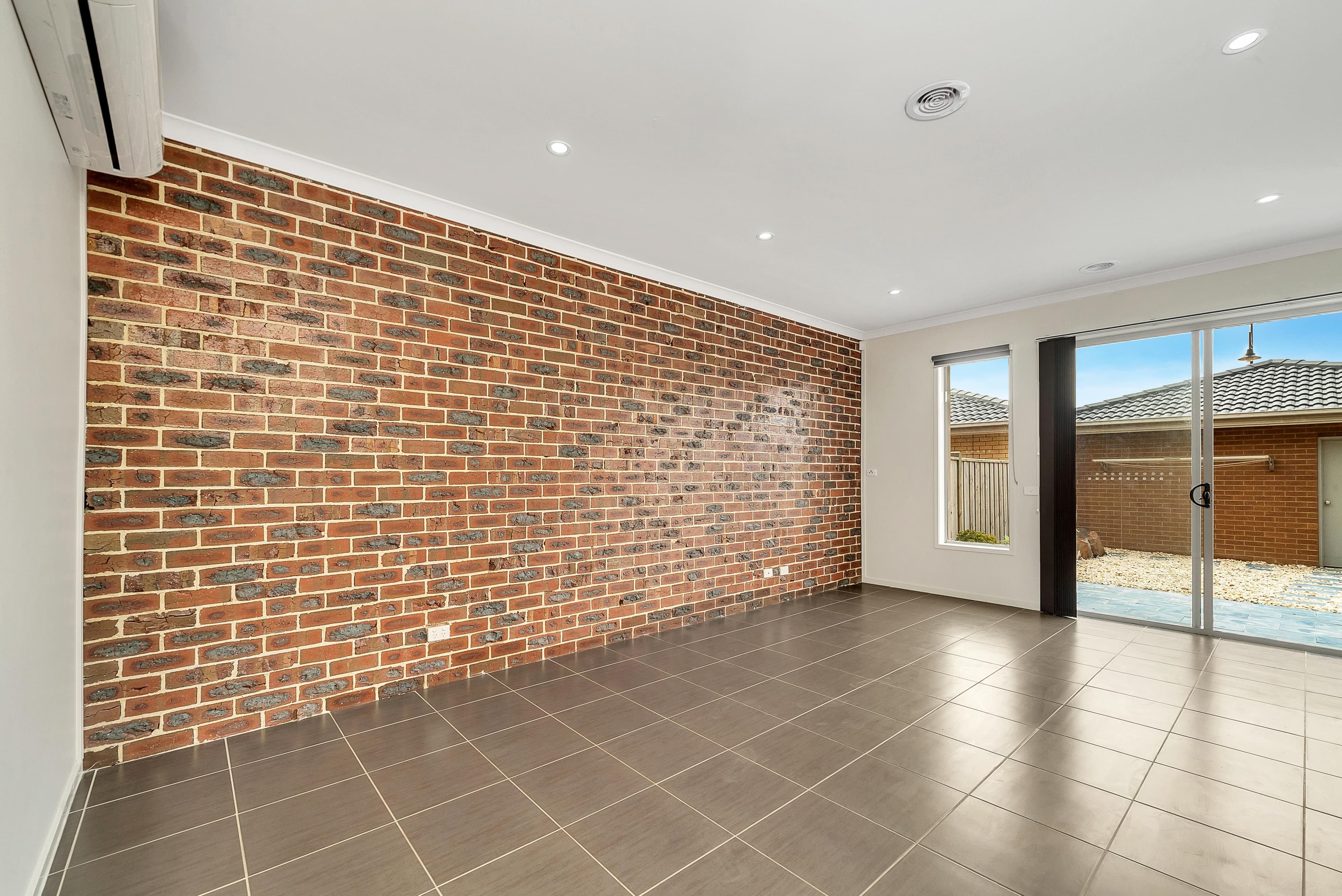 22 Broadbeach Circuit, Sanctuary Lakes VIC 3030, Sanctuary Lakes - Thumbnail 8