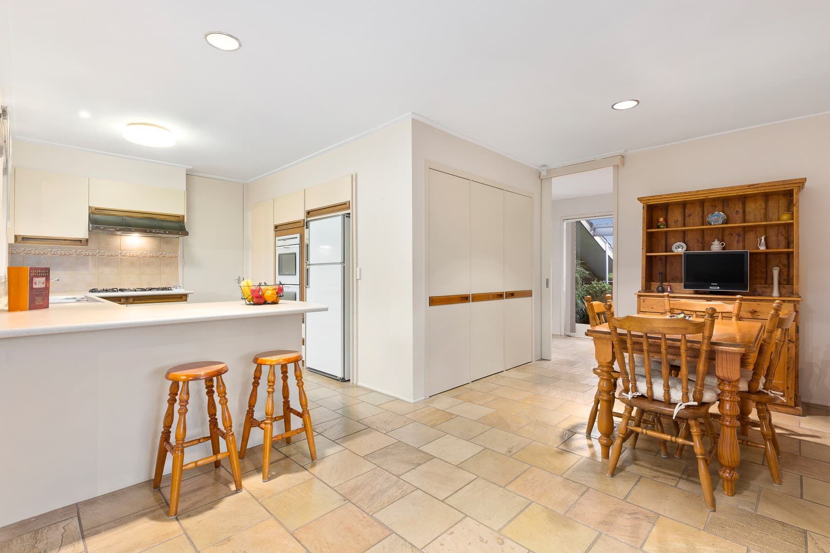 65 Winston Drive, Doncaster, VIC 3108, Doncaster - Thumbnail 7