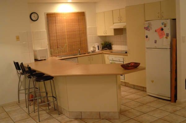 2 Greenridge Street, OXENFORD QLD 4210, Oxenford - Thumbnail 2