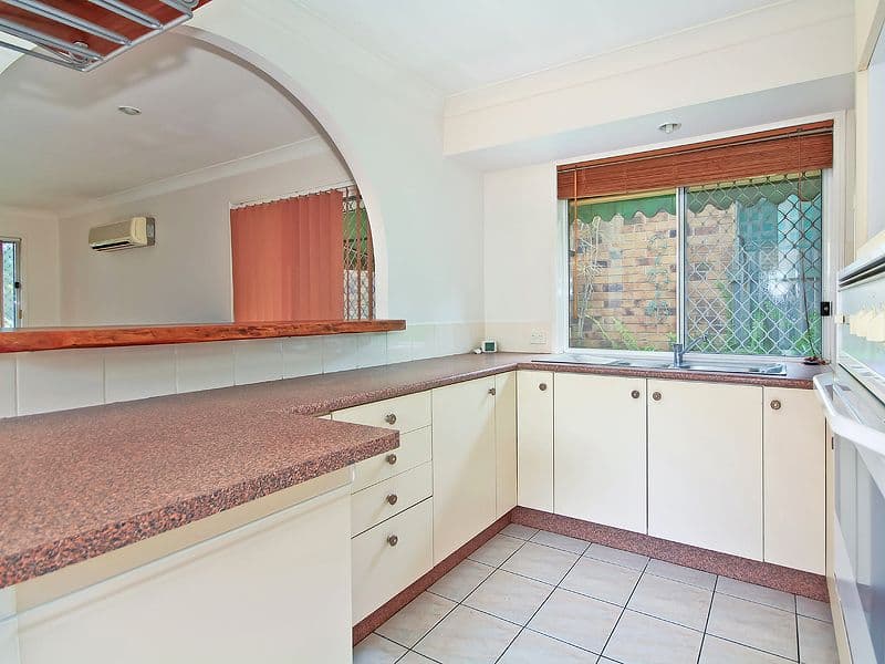 18 Collina Crescent, FOREST LAKE QLD 4078, Forest Lake - Thumbnail 2
