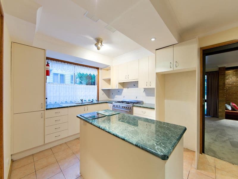 32 Kareela Road, Frankston VIC 3199, Frankston - Thumbnail 3