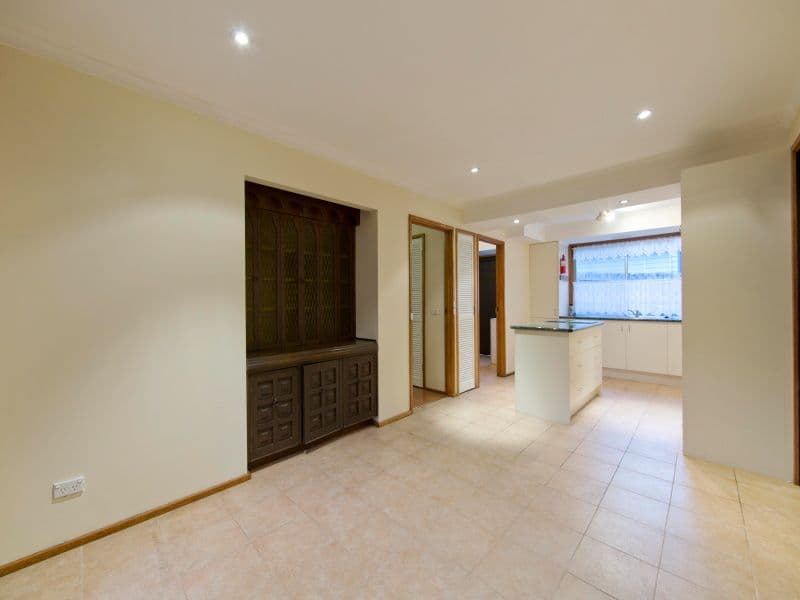 32 Kareela Road, Frankston VIC 3199, Frankston - Thumbnail 4