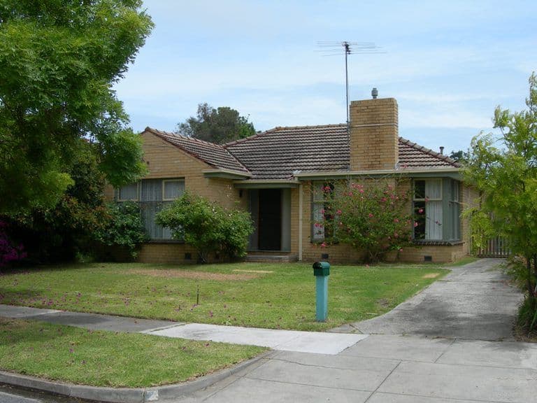 15  Gainsborough Road, MENTONE VIC 3194, Mentone - Image 1