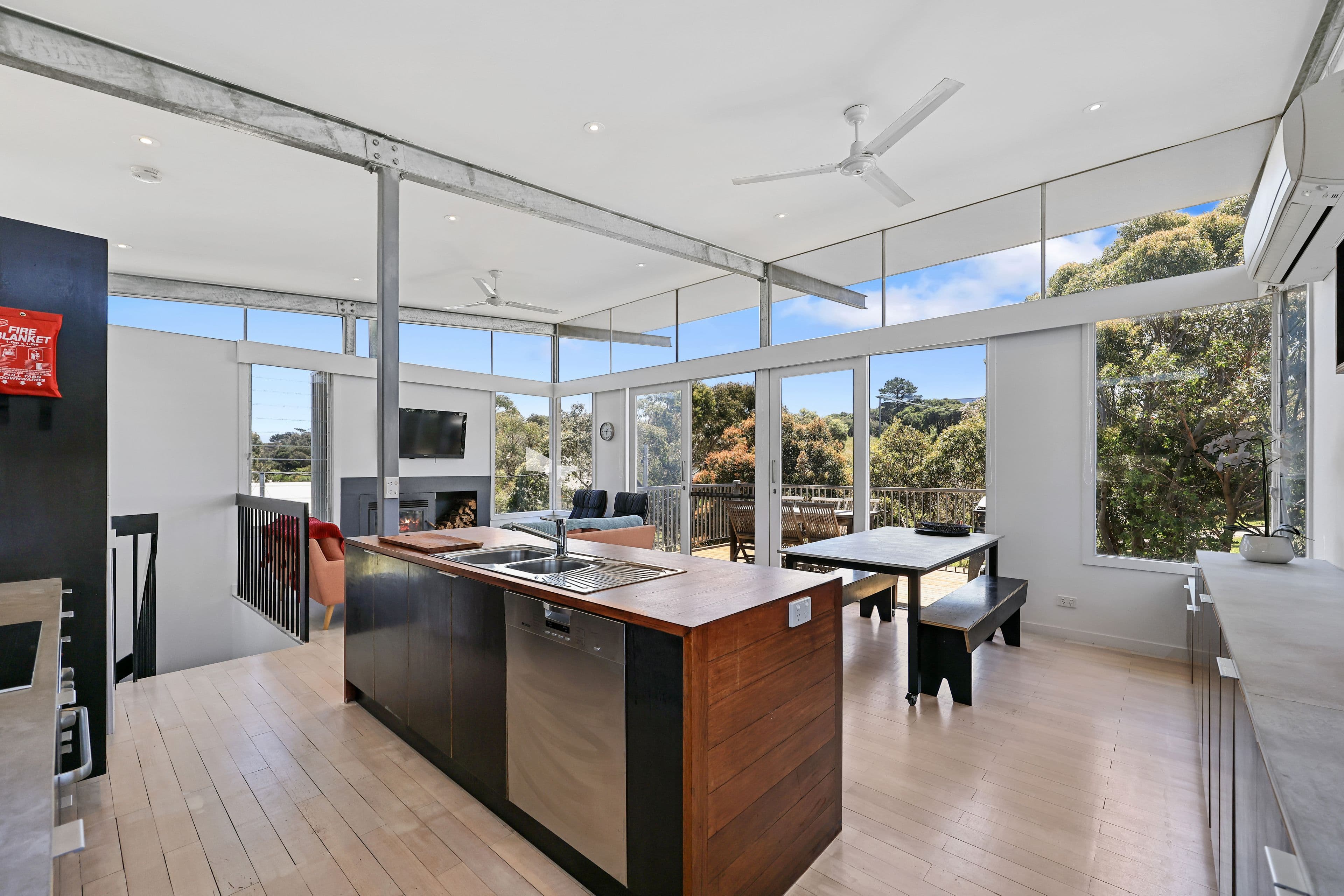 215 Jupiter Boulevard, Venus Bay VIC 3956, Venus Bay - Thumbnail 3