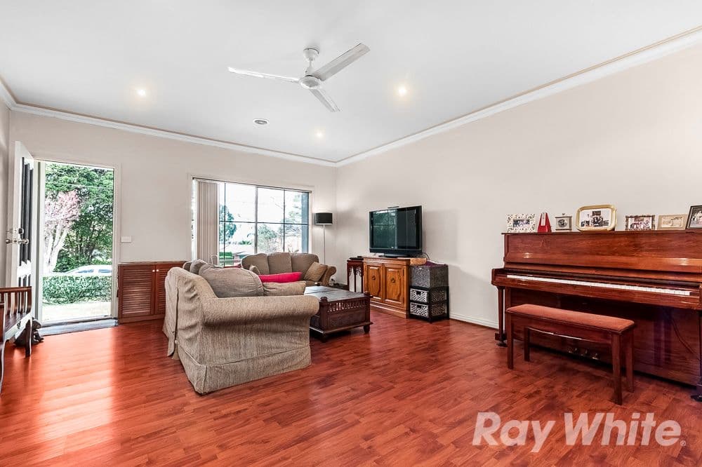 13 The Ridge, Glen Waverley VIC 3150, Glen Waverley - Thumbnail 5
