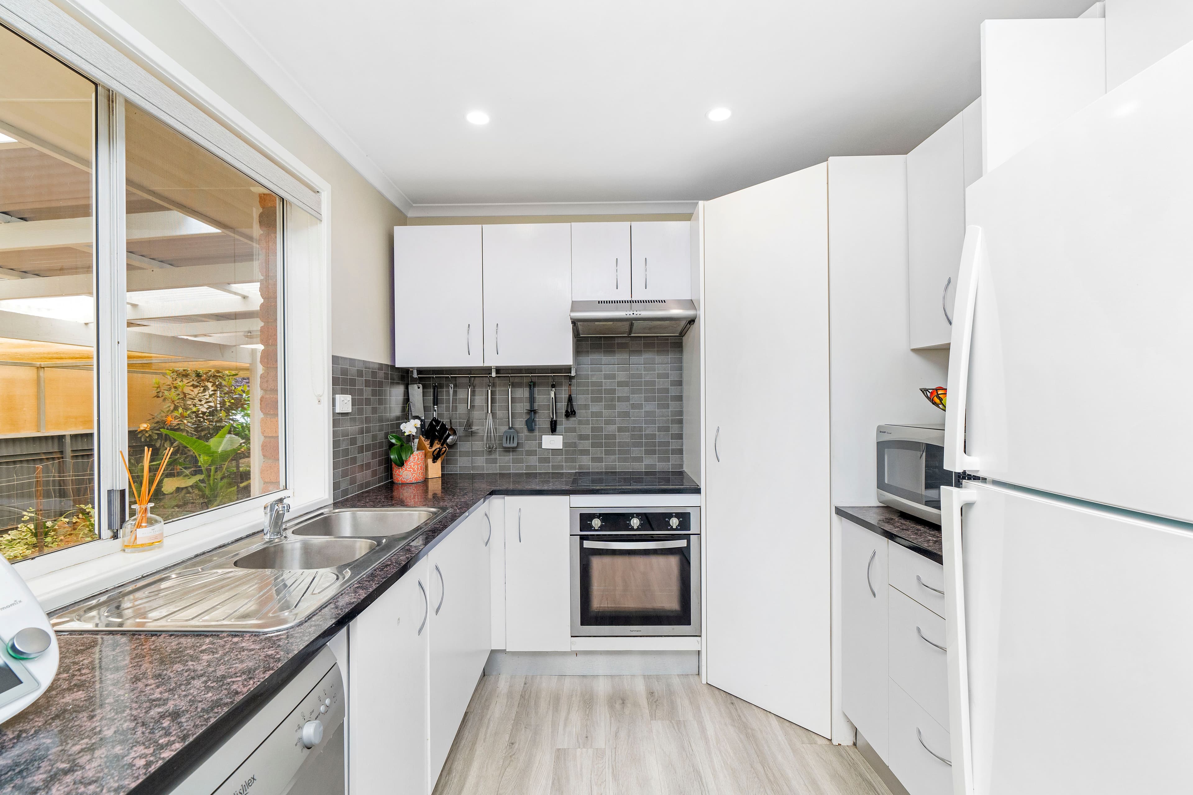 9 Craft Street, Lake Albert NSW 2650, Lake Albert - Thumbnail 3