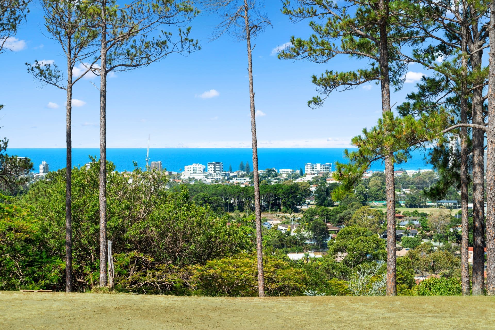60 Doubleview Drive, Elanora QLD 4221, Elanora - Thumbnail 2