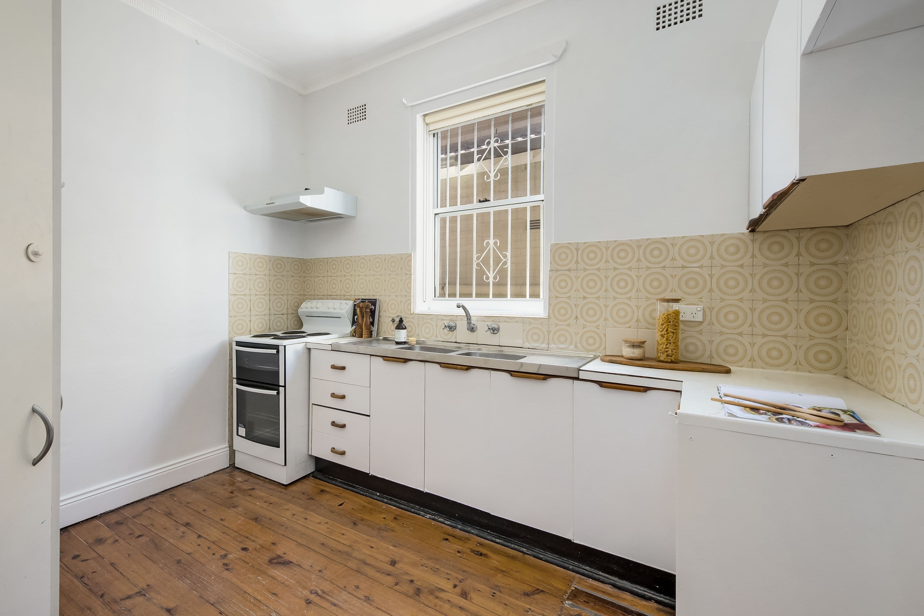 164 Wellington Street, Bondi NSW 2026, Bondi Beach - Thumbnail 2