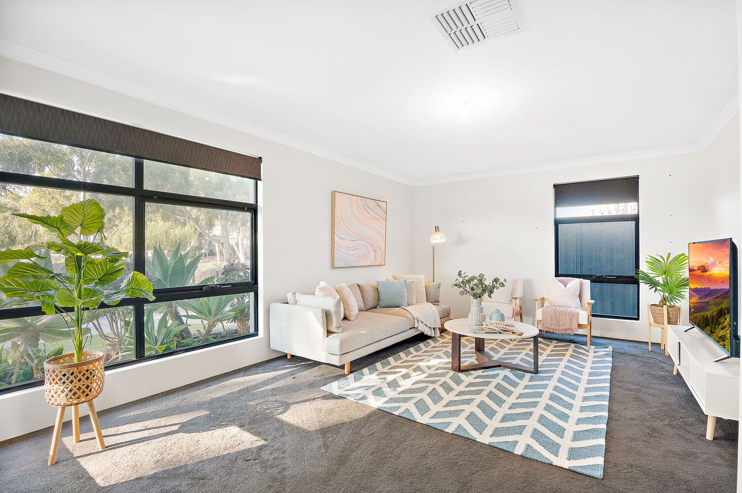 82 Windermere Boulevard, Aveley WA 6069, Aveley - Thumbnail 4