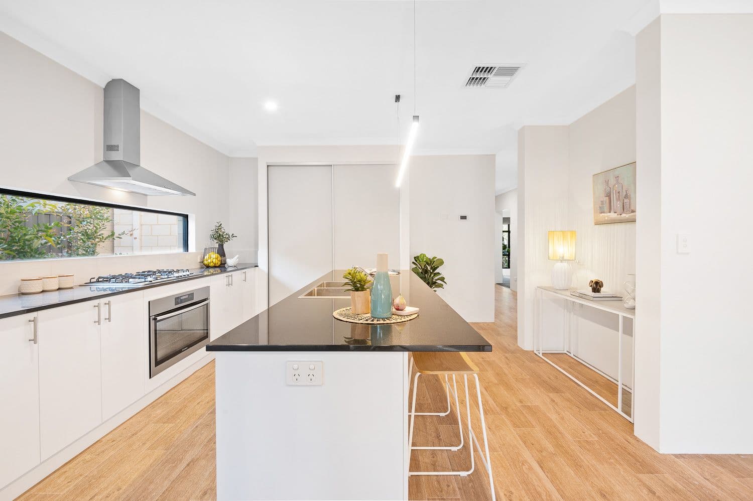 82 Windermere Boulevard, Aveley WA 6069, Aveley - Thumbnail 8