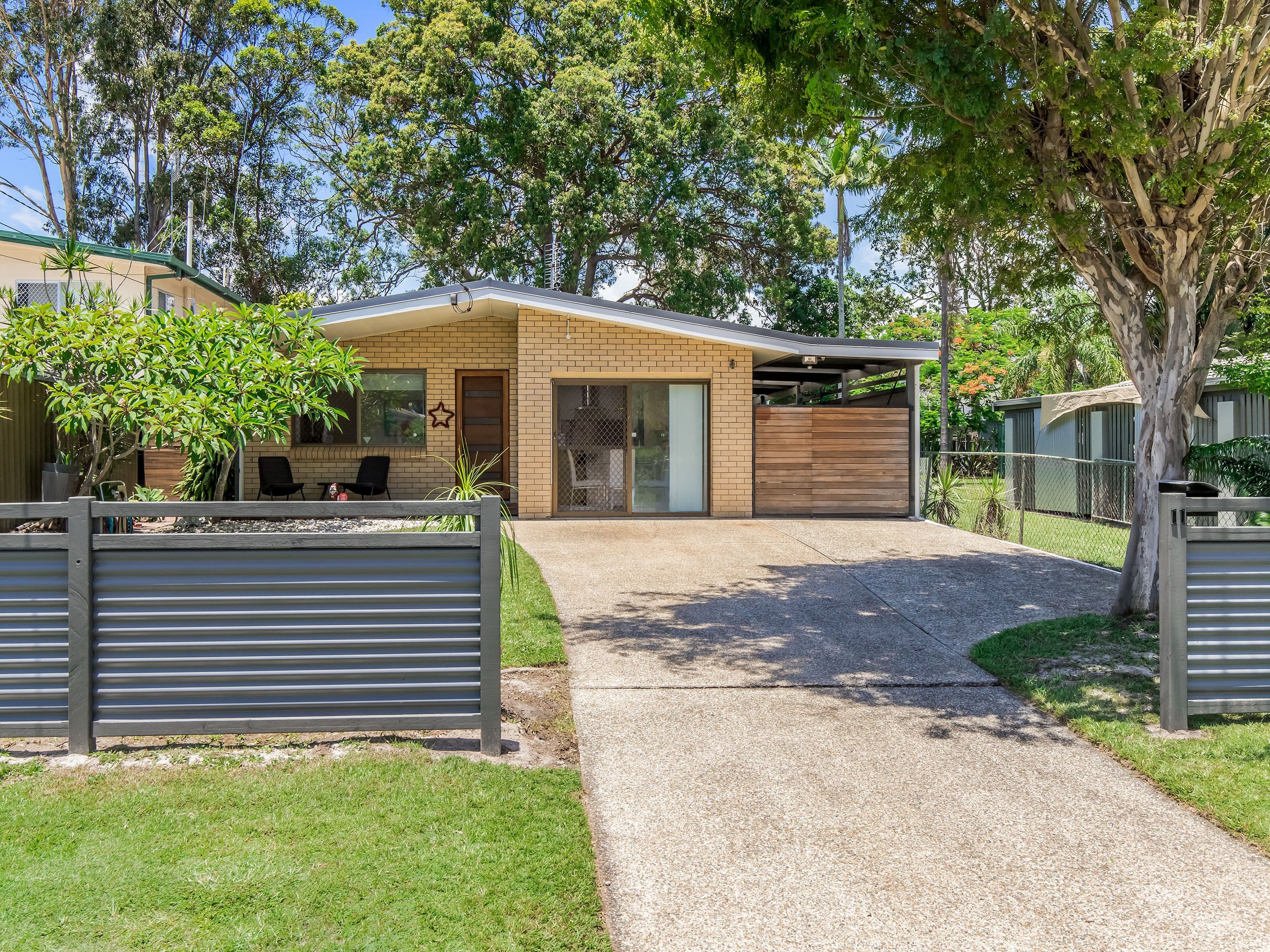 11 Nalkari Street, Coombabah QLD 4216, Coombabah - Image 1