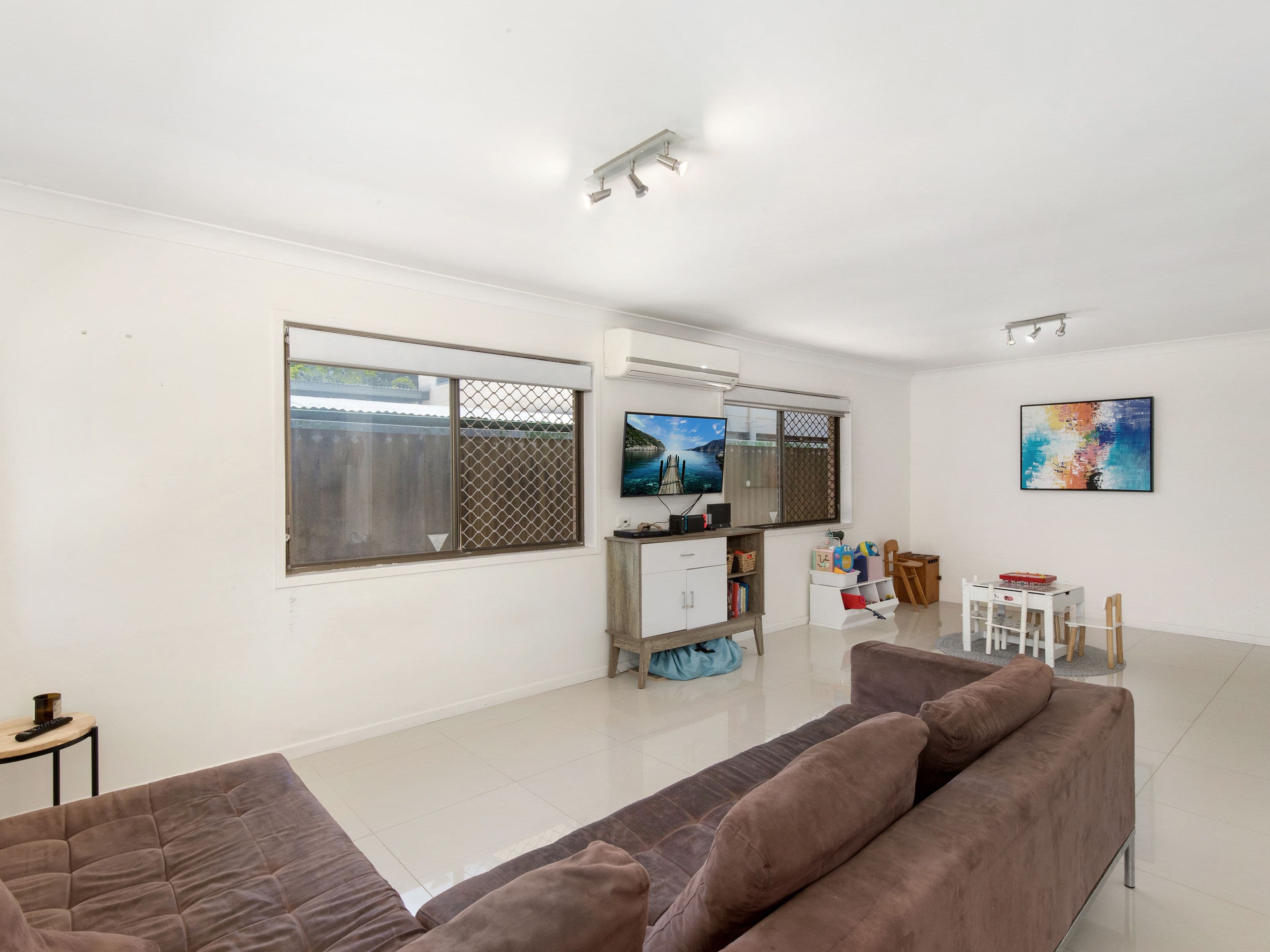 11 Nalkari Street, Coombabah QLD 4216, Coombabah - Thumbnail 3