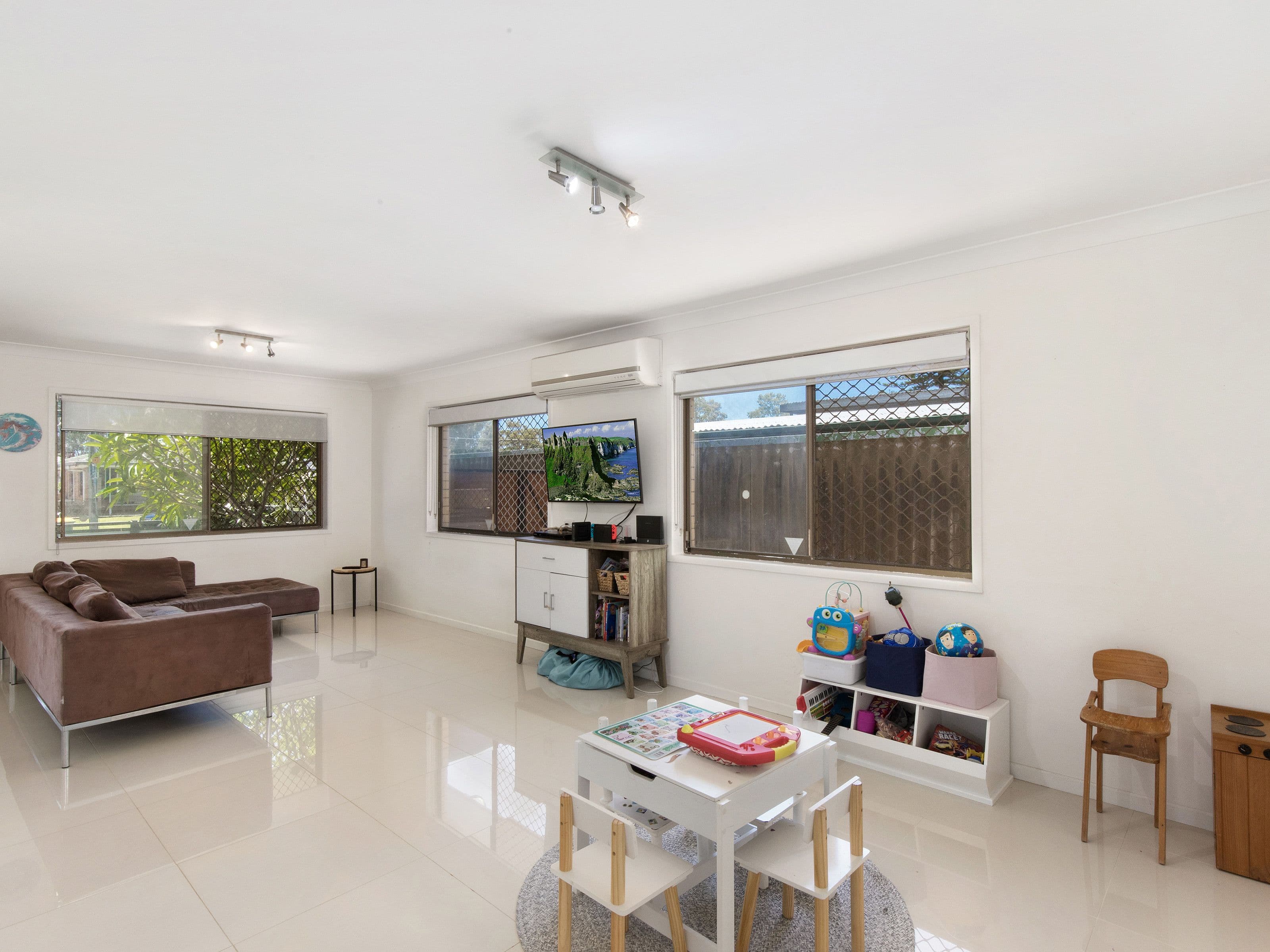 11 Nalkari Street, Coombabah QLD 4216, Coombabah - Thumbnail 7