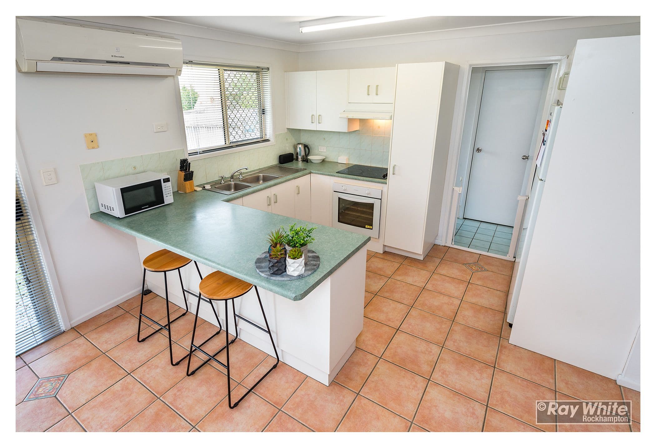 3 Protea Avenue, Norman Gardens QLD 4701, Norman Gardens - Thumbnail 5