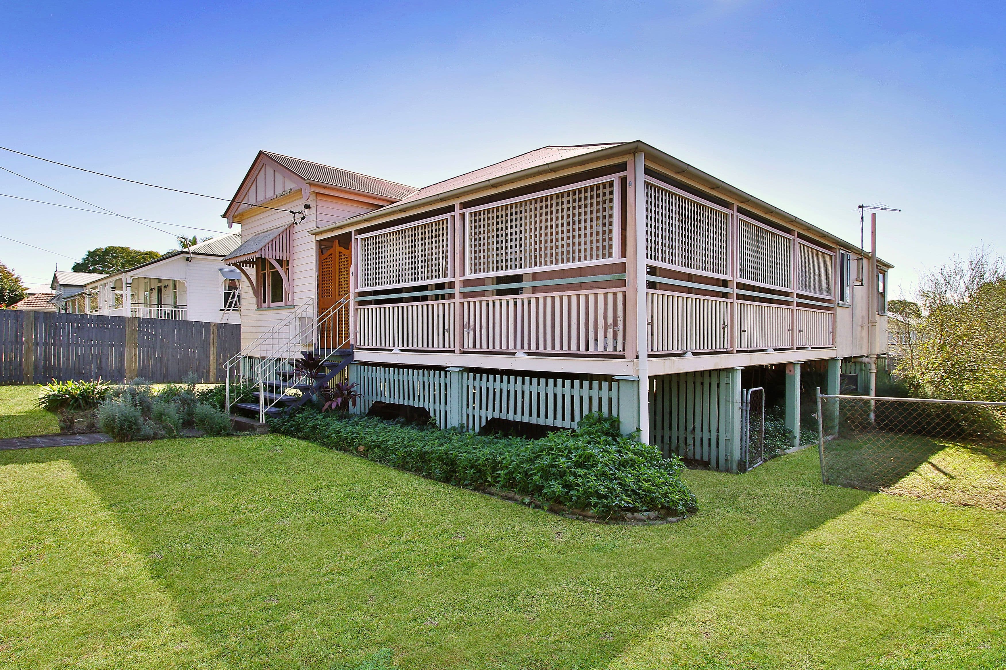88 Glebe Road, Newtown QLD 4305, Newtown - Thumbnail 2