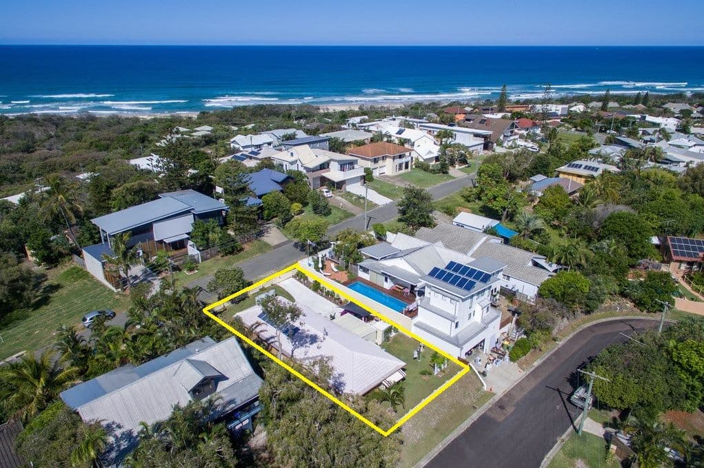 25 Lorilet Street, Peregian Beach QLD 4573, Peregian Beach - Image 1