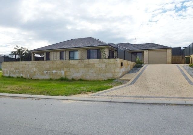 33 Nocturne Rise, BULLSBROOK WA 6084, Bullsbrook - Image 1