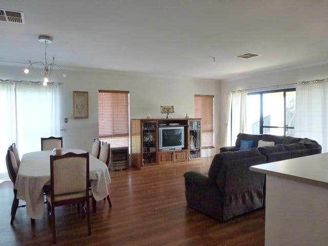33 Nocturne Rise, BULLSBROOK WA 6084, Bullsbrook - Thumbnail 7