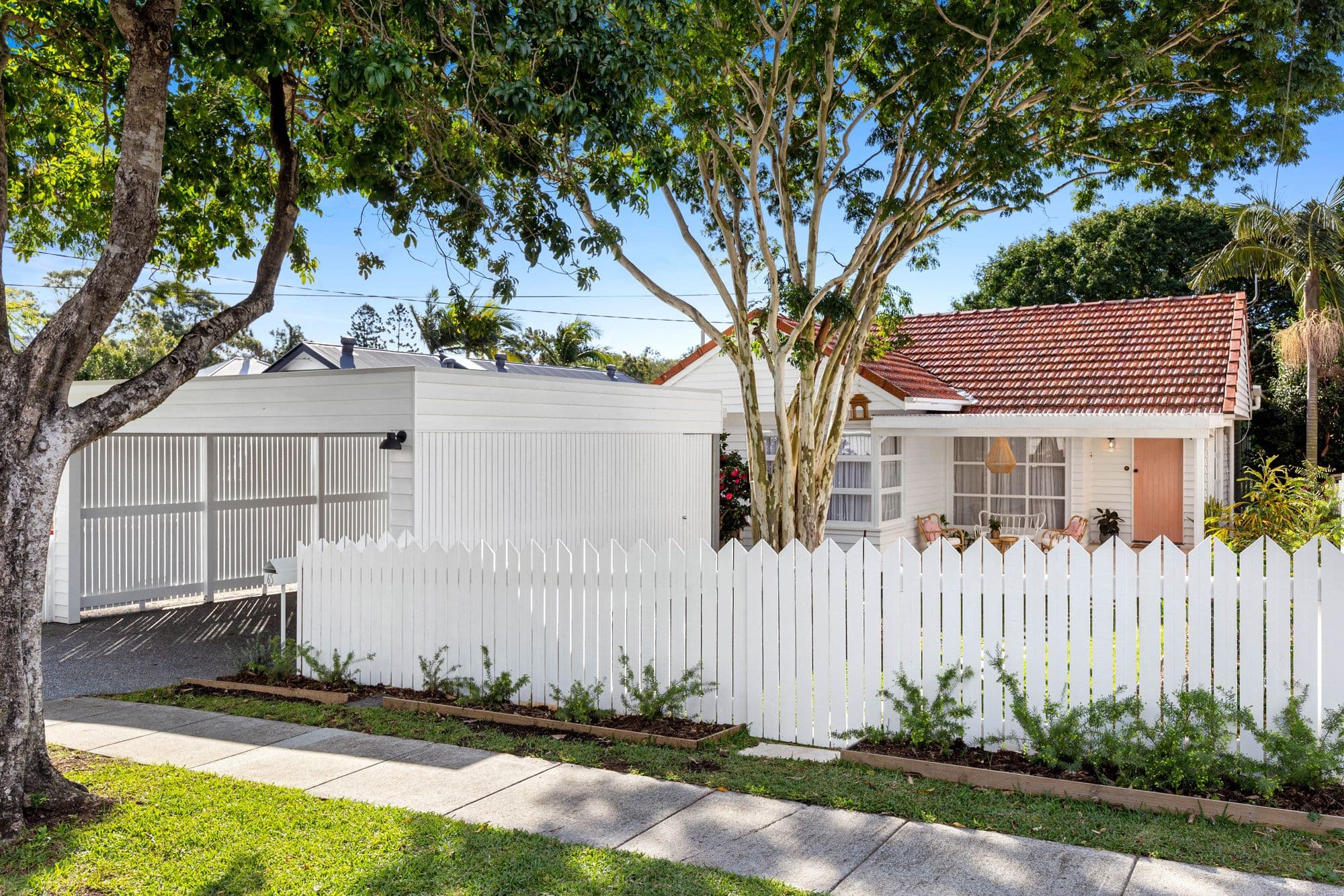 65 Leslie Street, Bardon QLD 4065, Bardon - Thumbnail 2