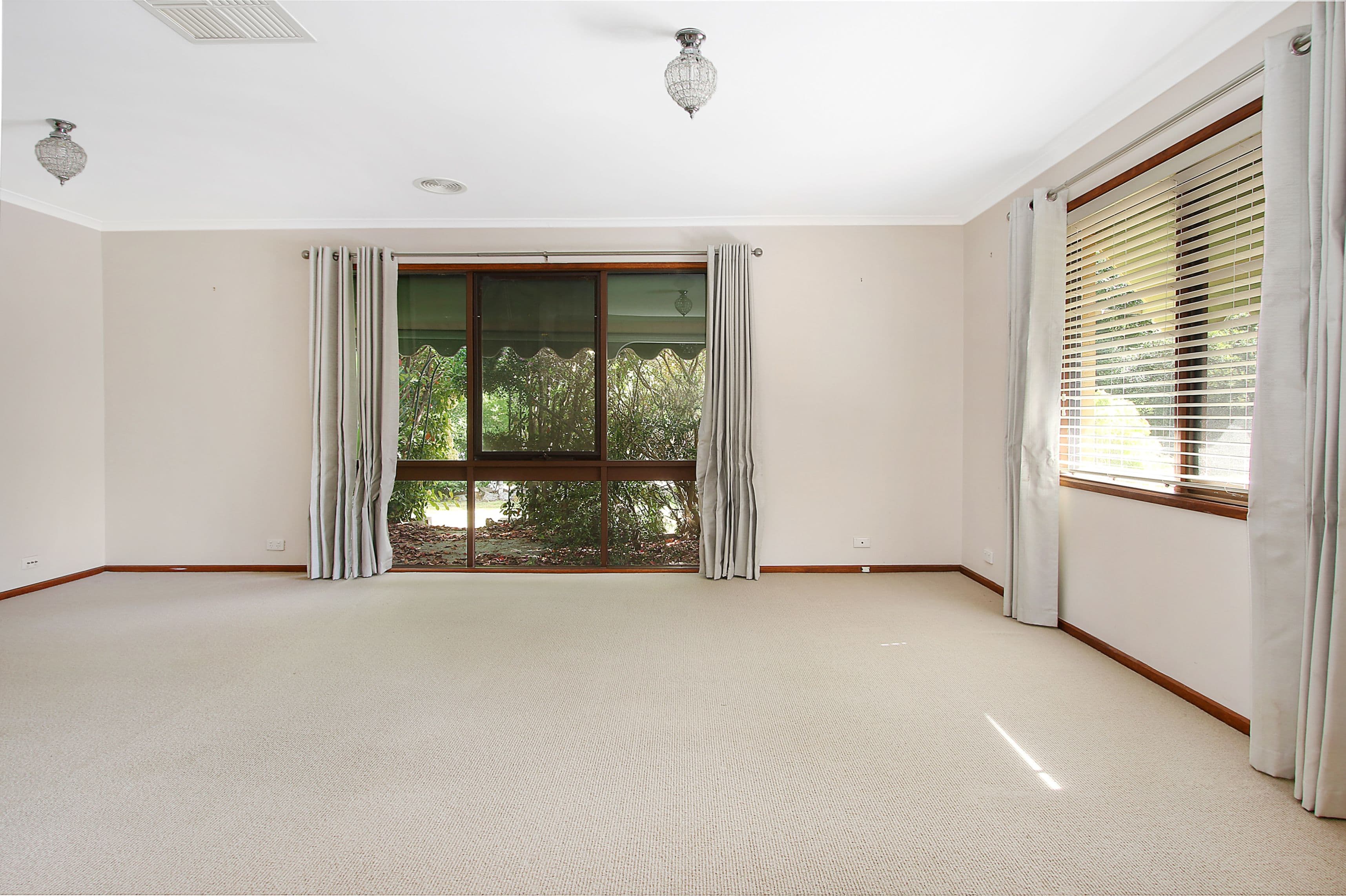 4 Kiewa East Road, Kiewa VIC 3691, Kiewa - Thumbnail 4