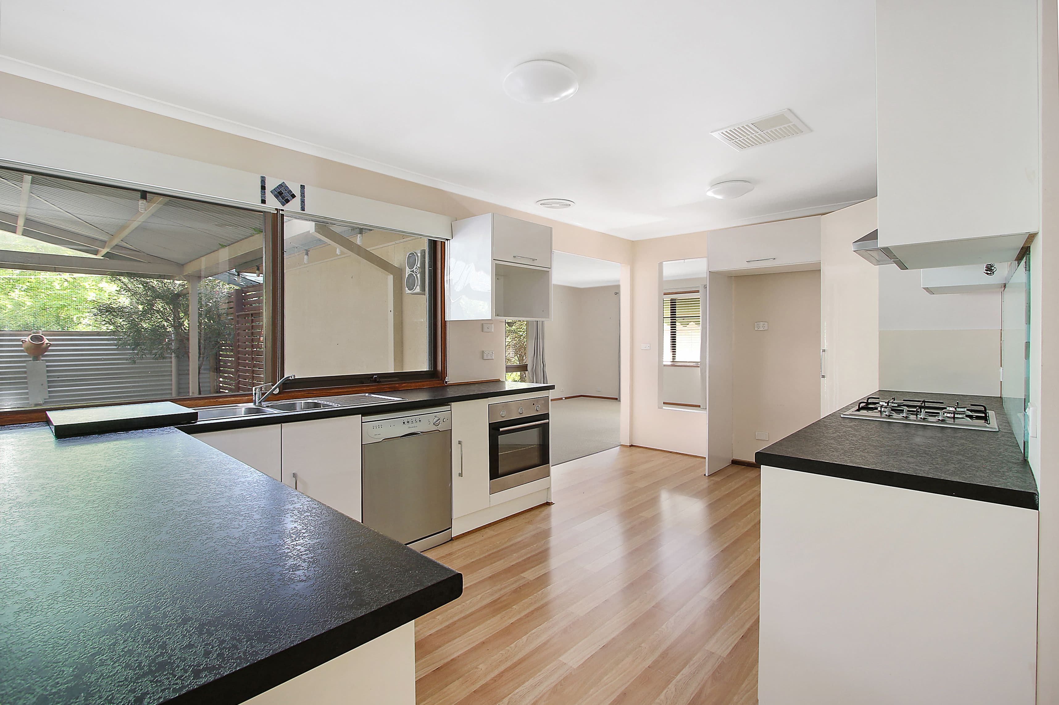 4 Kiewa East Road, Kiewa VIC 3691, Kiewa - Thumbnail 5