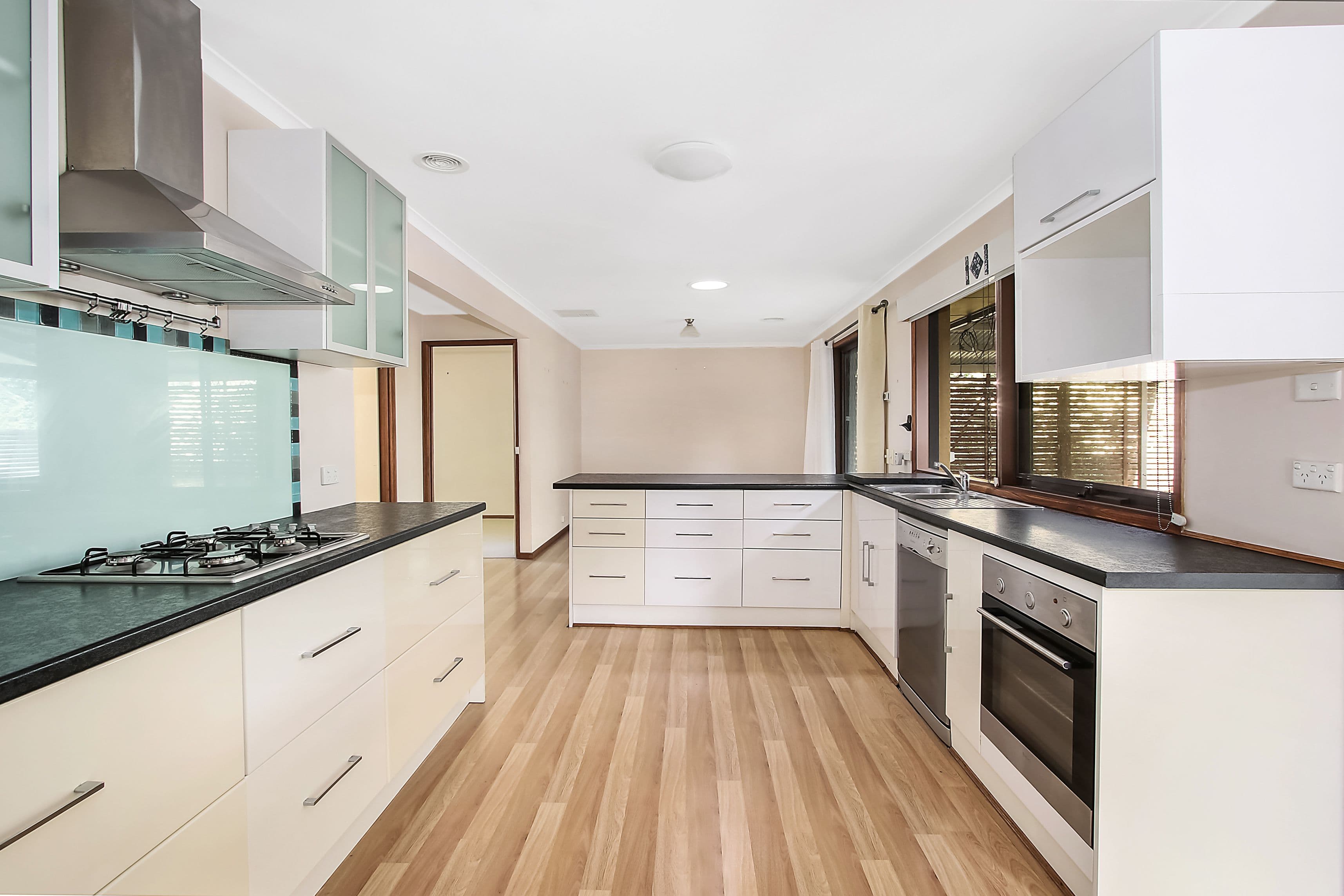 4 Kiewa East Road, Kiewa VIC 3691, Kiewa - Thumbnail 6