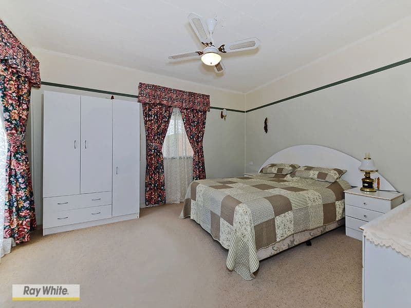 15 Essey Street, CLONTARF QLD 4019, Clontarf - Thumbnail 6