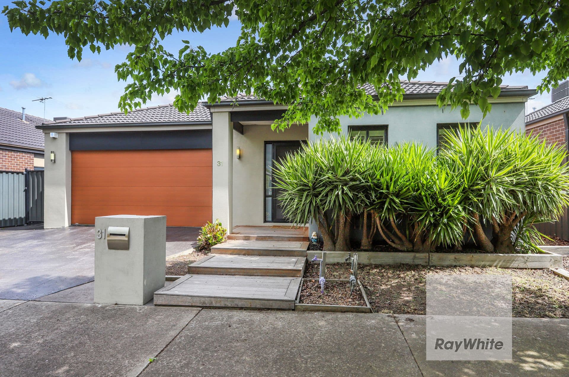 31 Greenham Avenue, Craigieburn VIC 3064, Craigieburn - Image 1