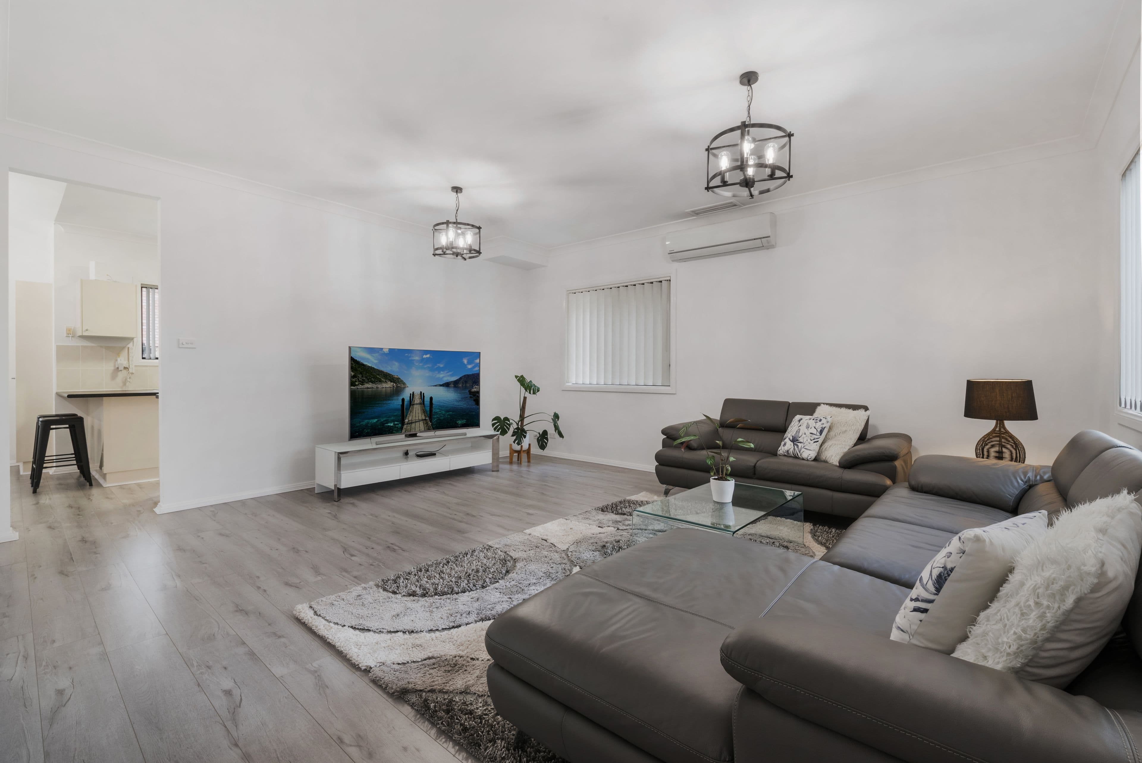 6 Chappel Avenue, Green Valley NSW 2168, Green Valley - Thumbnail 3