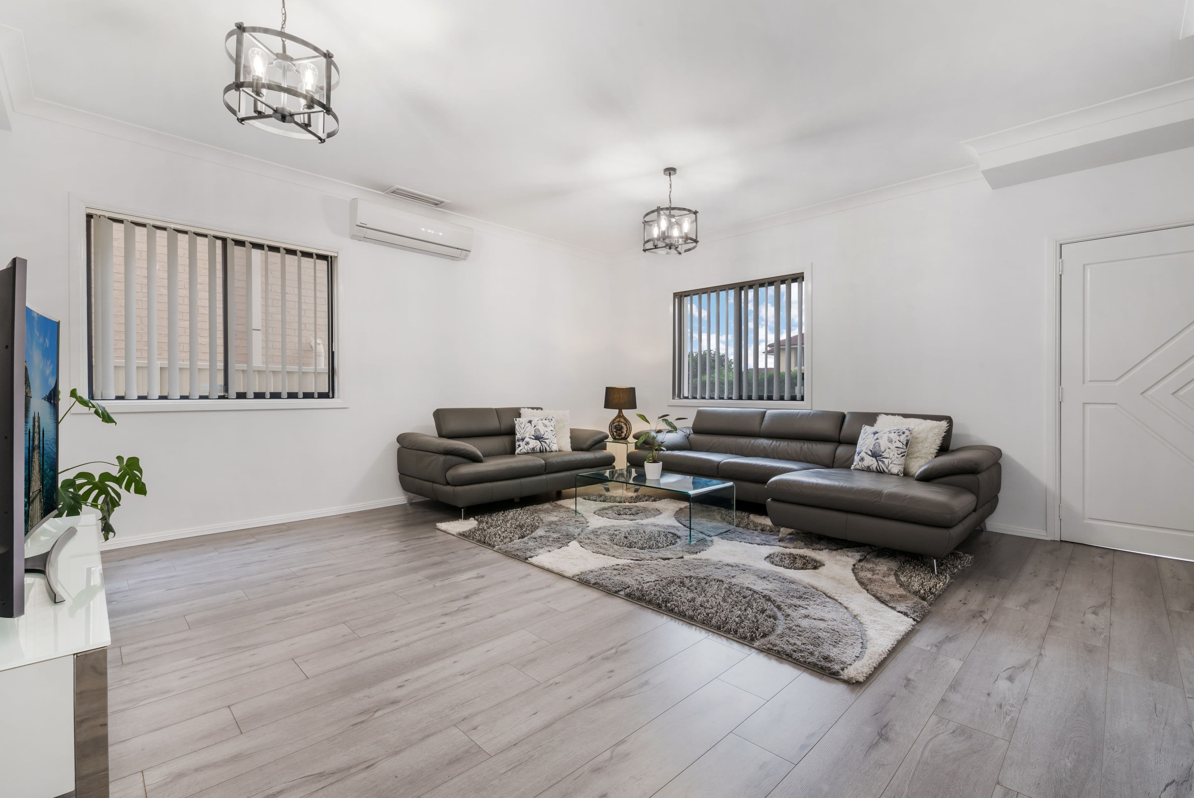 6 Chappel Avenue, Green Valley NSW 2168, Green Valley - Thumbnail 4
