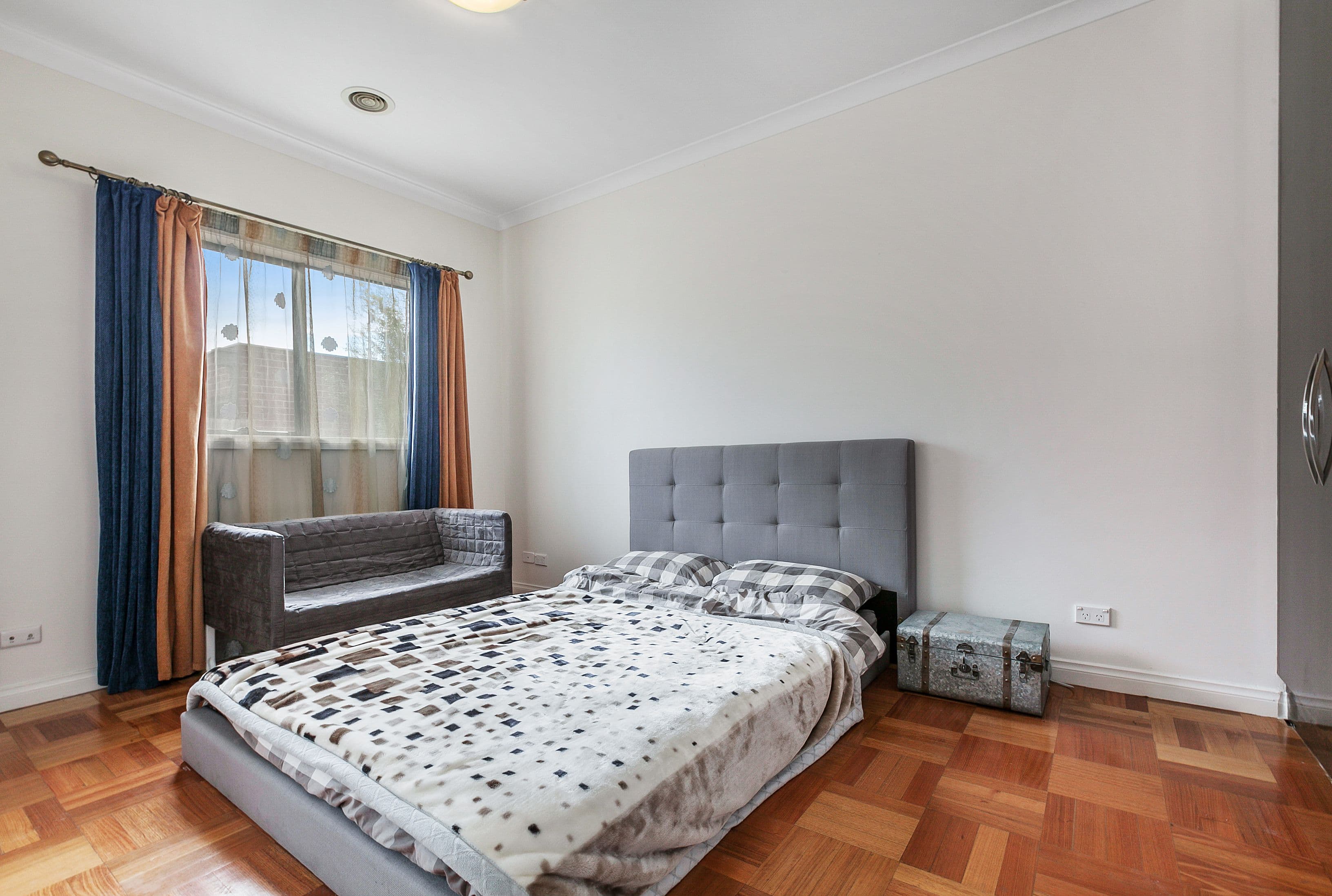 144 St Vigeons Road, Reservoir VIC 3073, Reservoir - Thumbnail 3