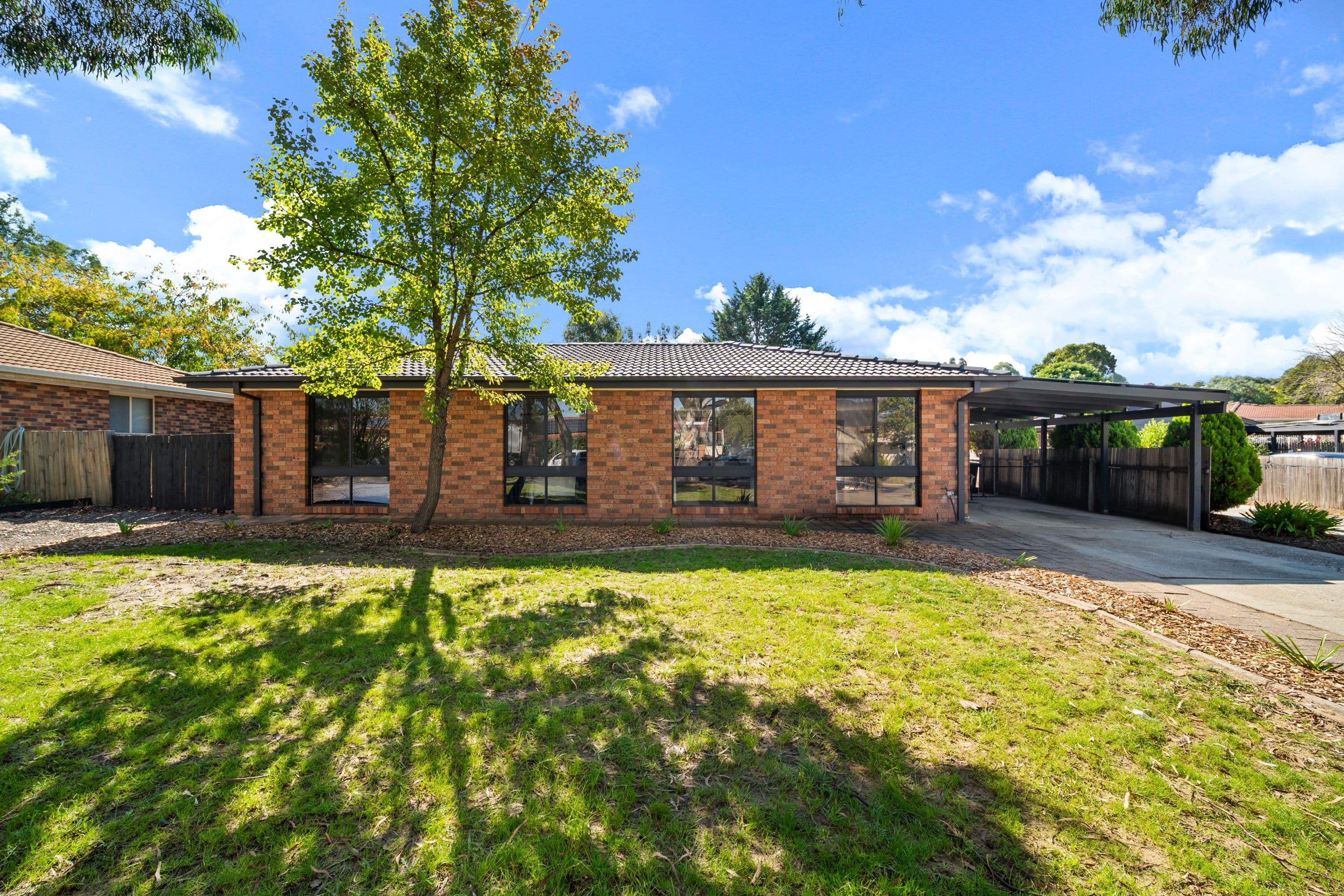 16 Woodfull Loop, Gordon ACT 2906, Gordon - Image 1
