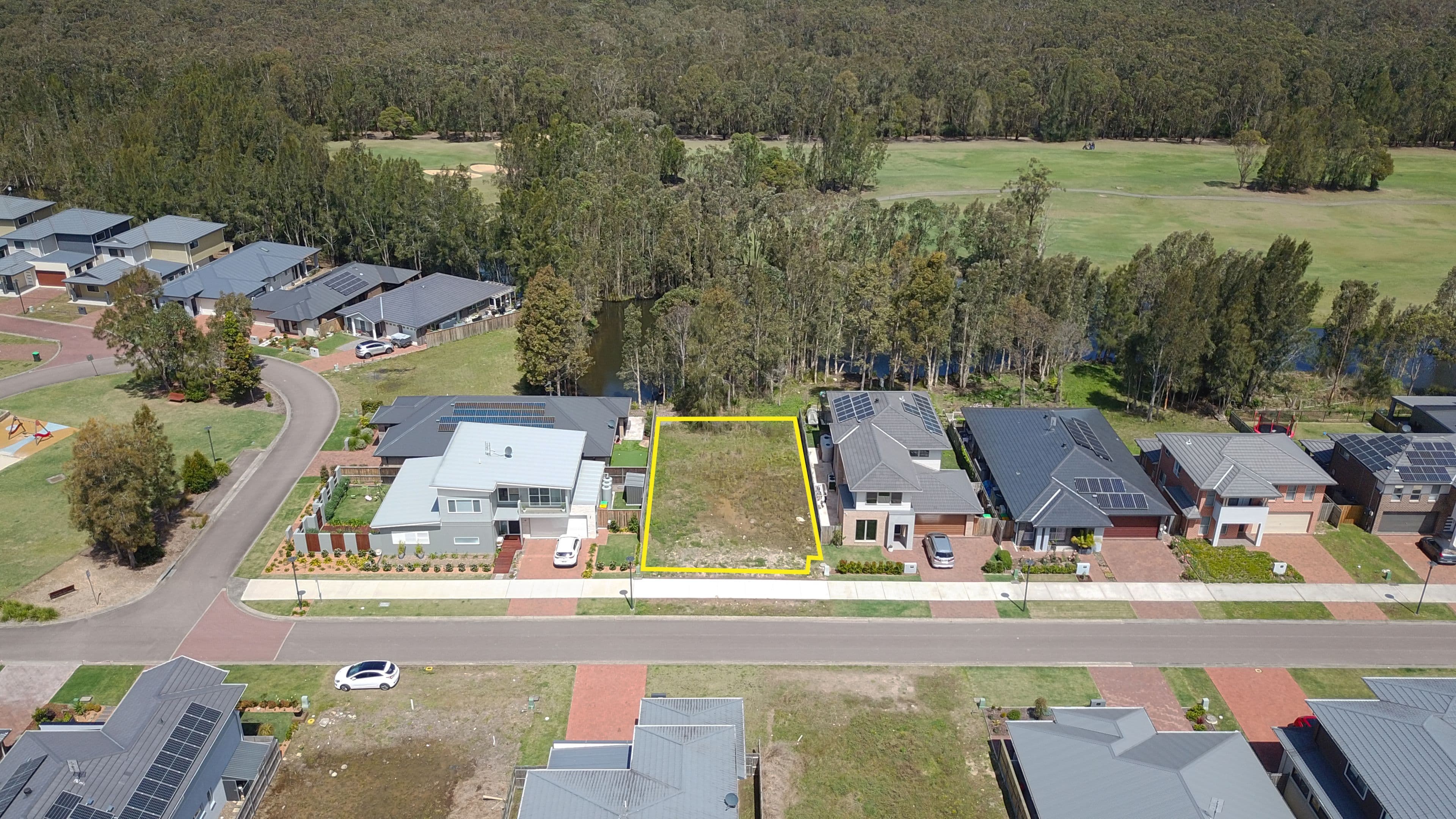 38 Windsorgreen Drive, Wyong NSW 2259, Wyong - Thumbnail 2