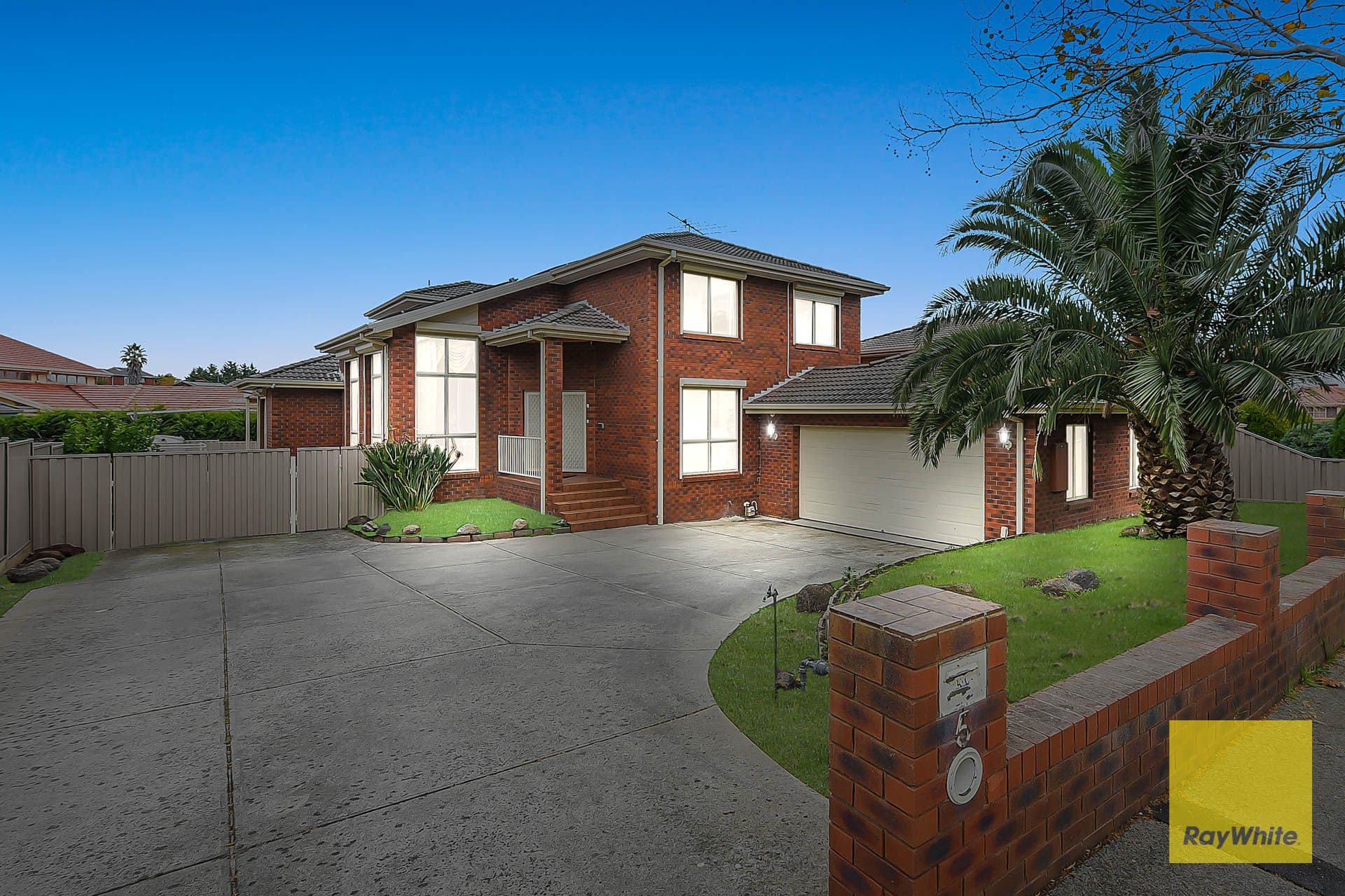 5 Barnsley Drive, Endeavour Hills VIC 3802, Endeavour Hills - Image 1