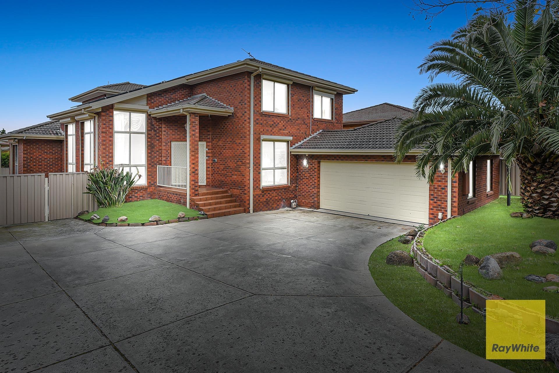 5 Barnsley Drive, Endeavour Hills VIC 3802, Endeavour Hills - Thumbnail 2