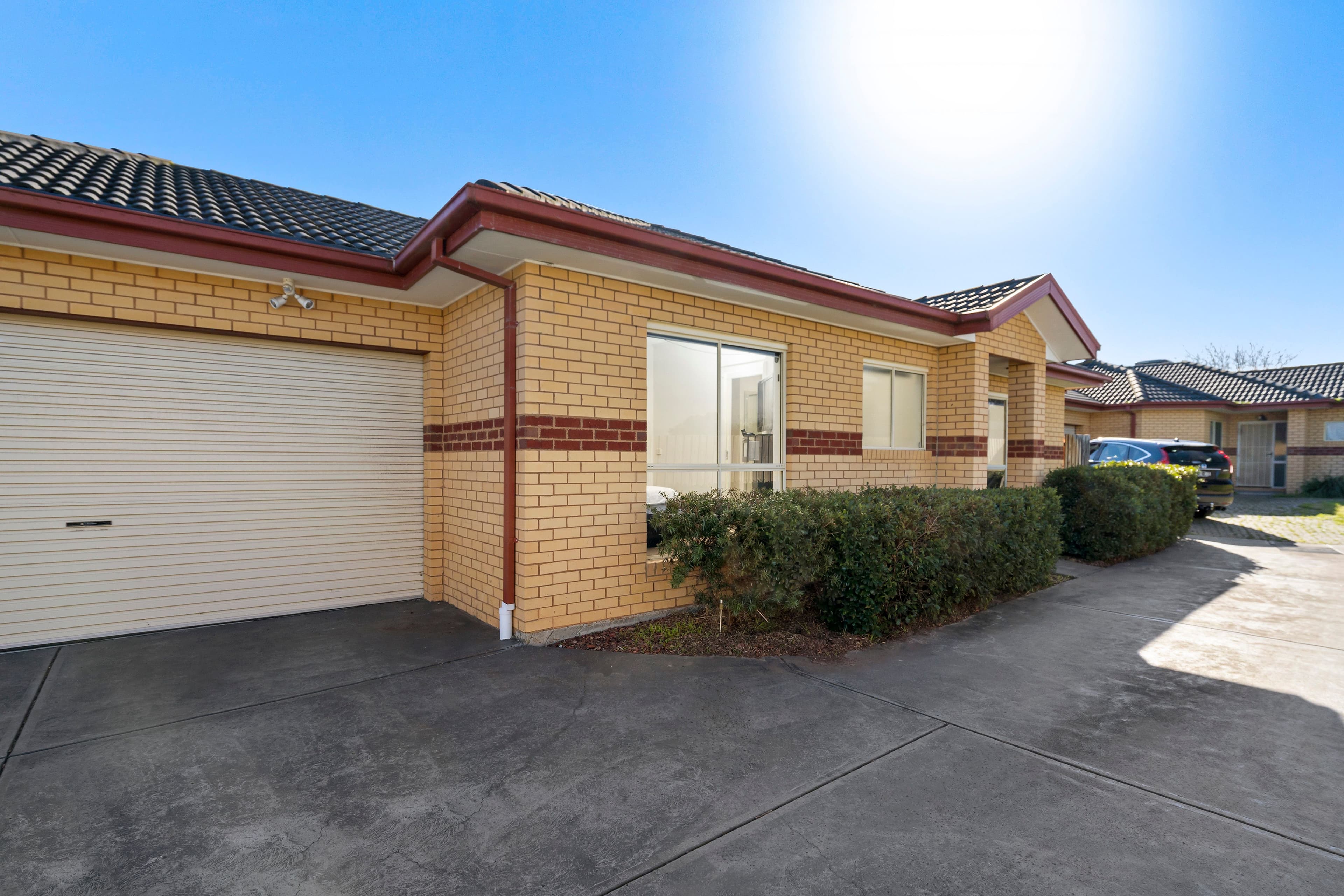 33 Manoon Road, Clayton South VIC 3169, Clayton South - Thumbnail 2