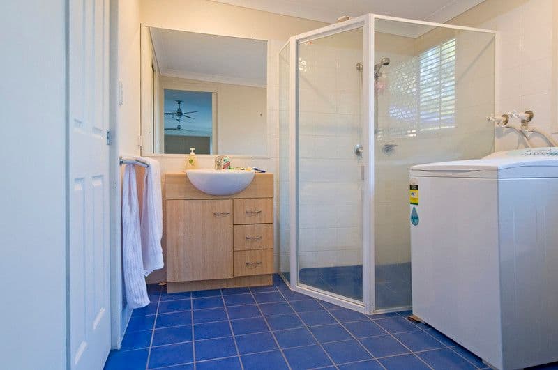 81 Twenty Fifth Avenue, PALM BEACH QLD 4221, Palm Beach - Thumbnail 7