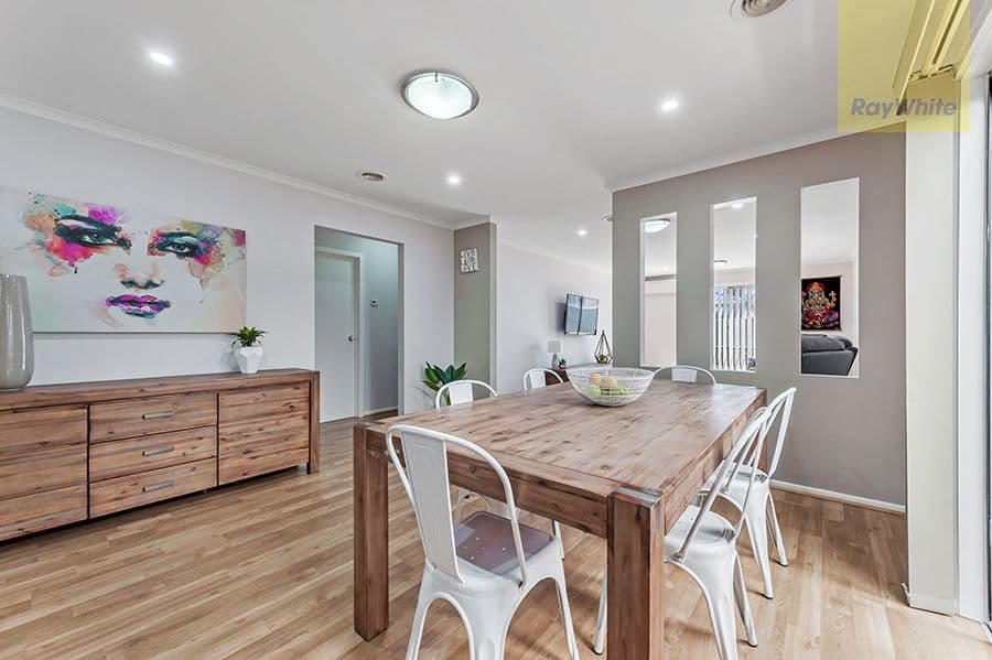 15 Millstream Pass, Craigieburn VIC 3064, Craigieburn - Thumbnail 6