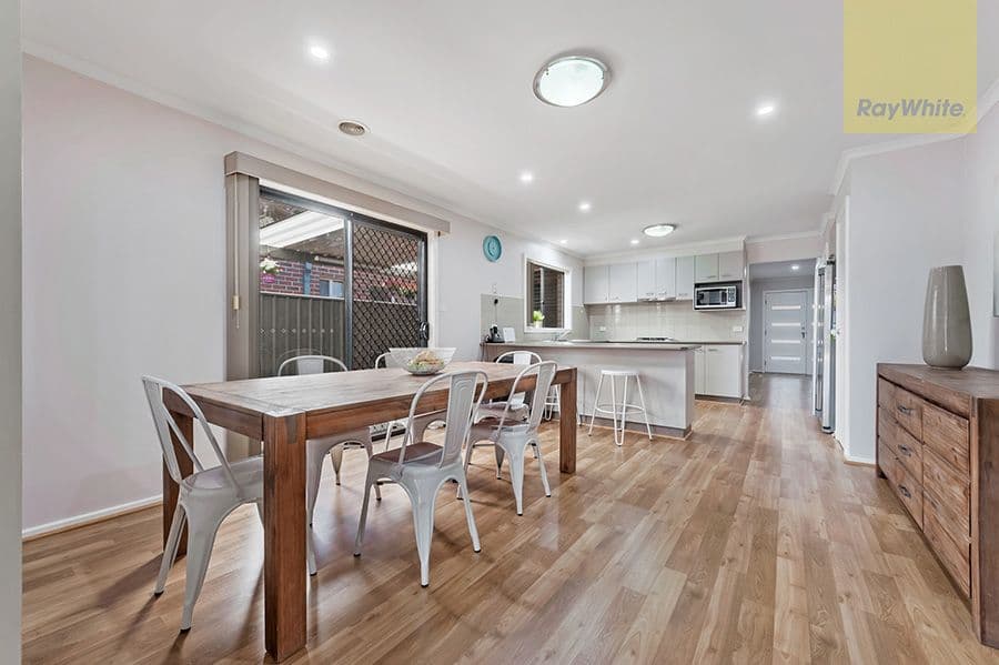 15 Millstream Pass, Craigieburn VIC 3064, Craigieburn - Thumbnail 7