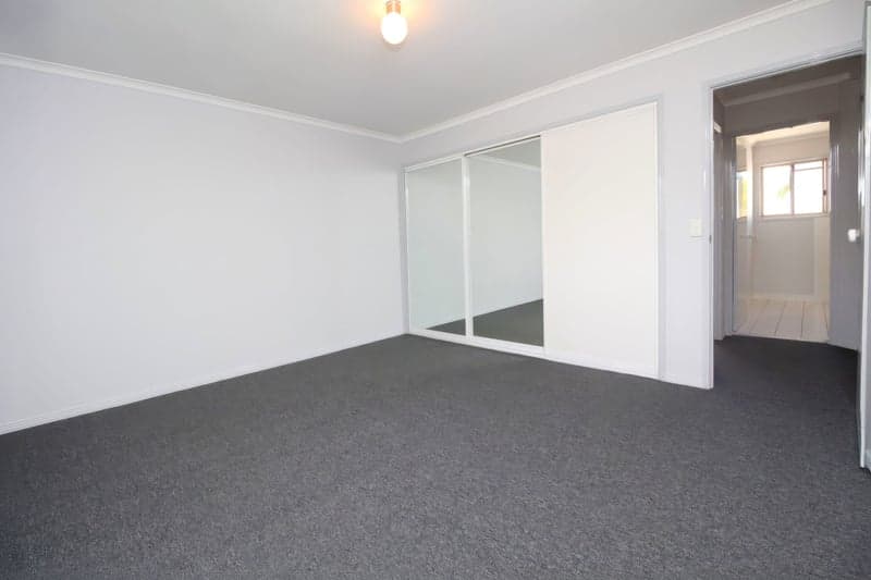 201/1-5 Pine Avenue, Little Bay - Thumbnail 6