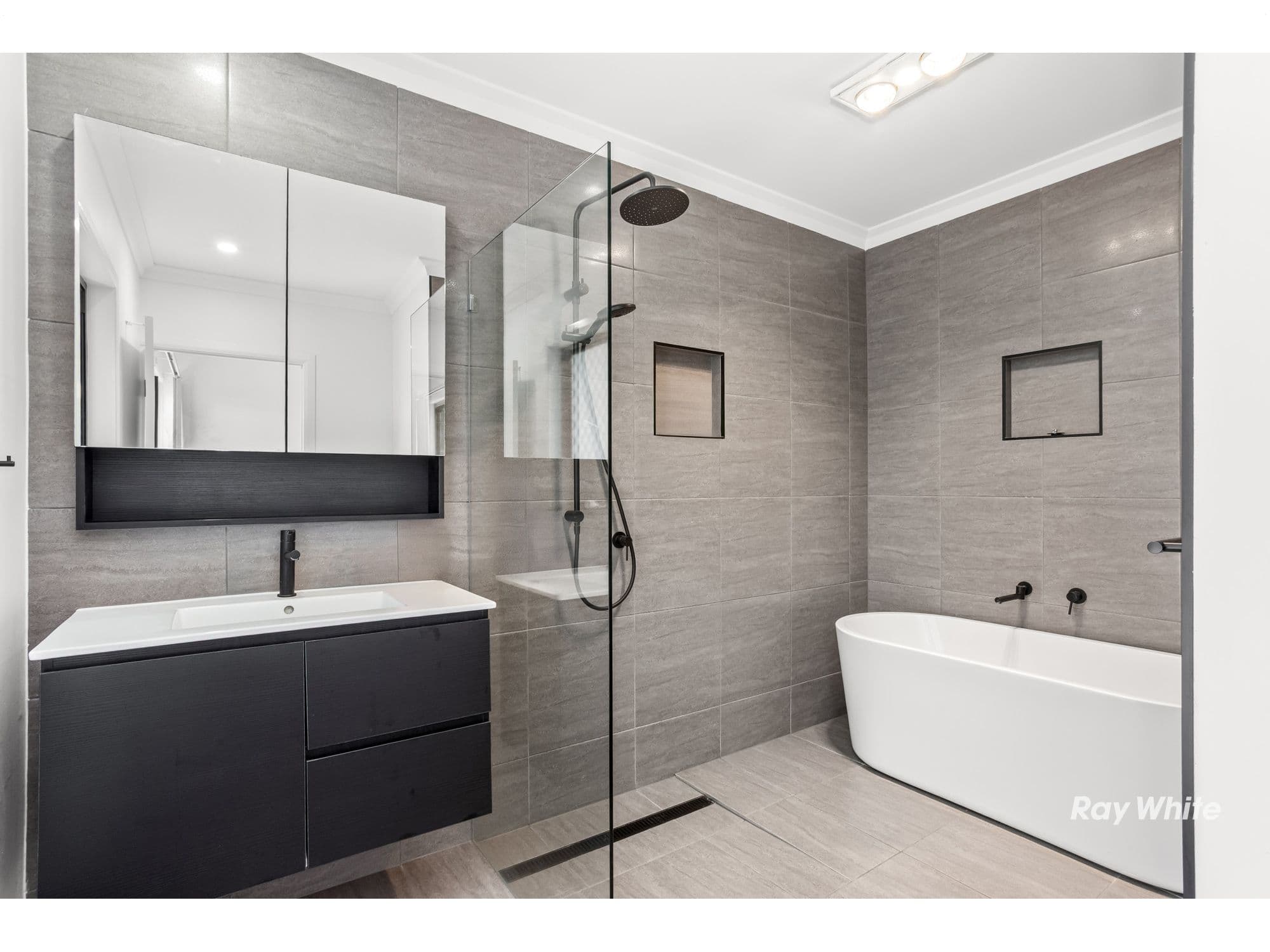 16 Ridgeway Close, Yeppoon QLD 4703, Yeppoon - Thumbnail 8