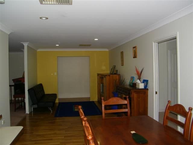 1 Palm Court, GLADSTONE QLD 4680, Gladstone - Thumbnail 5