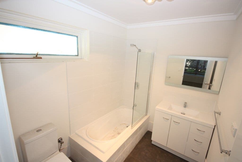 11 Farmfield Way, MORLEY WA 6062, Morley - Thumbnail 6