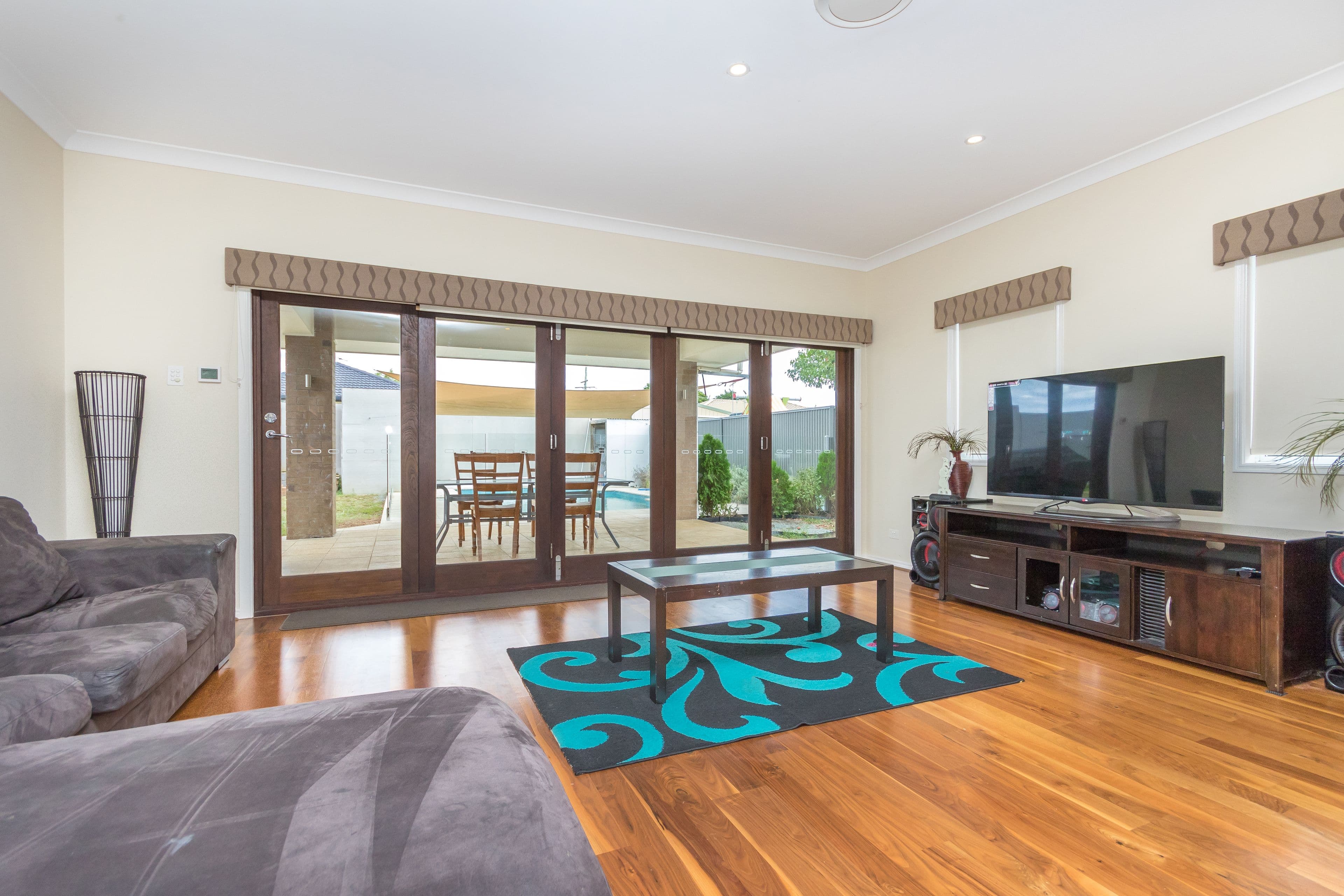 72 Samsonvale Road, Strathpine QLD 4500, Strathpine - Thumbnail 3