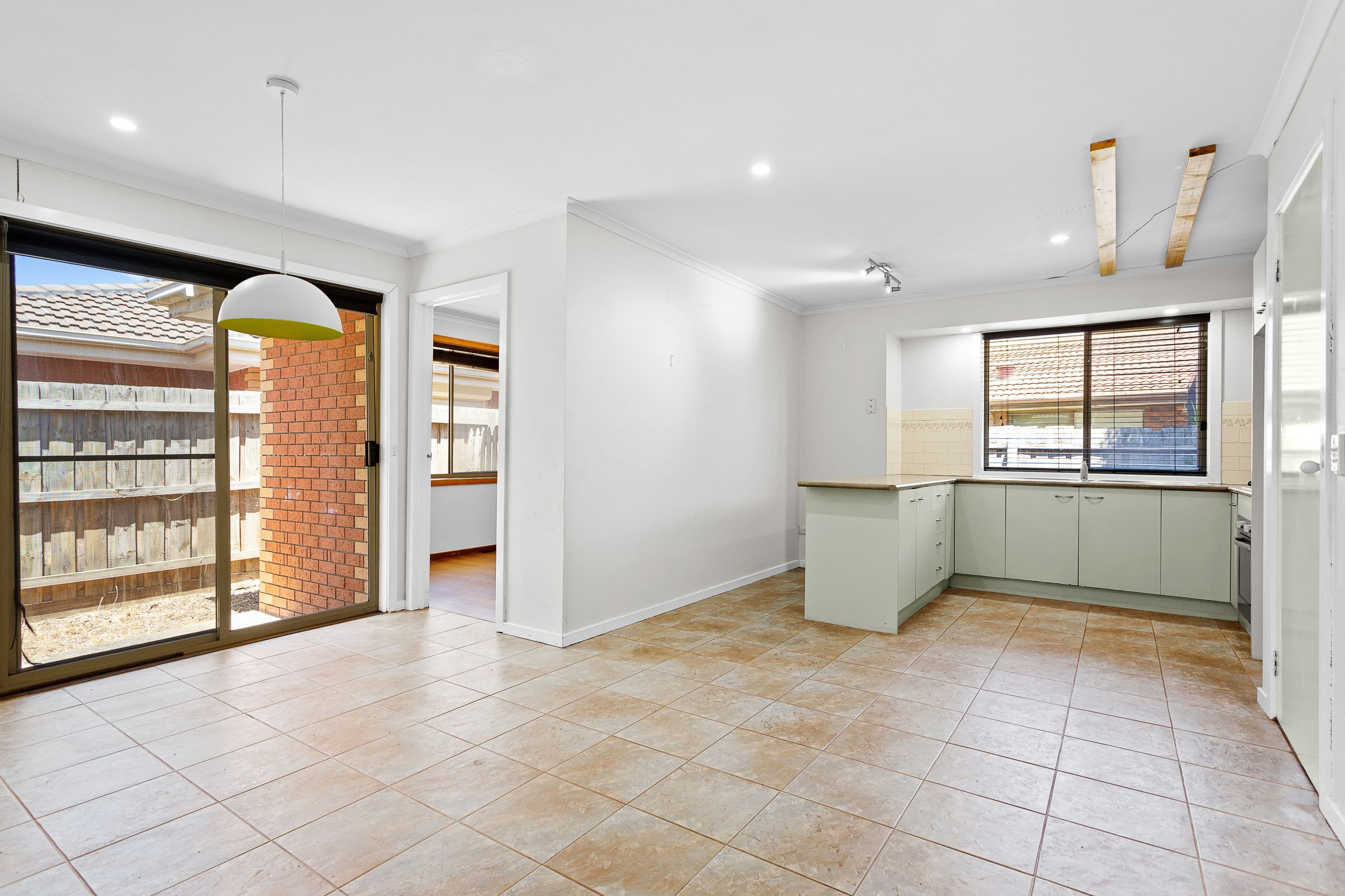 20 Hobson Crescent, Mill Park VIC 3082, Mill Park - Thumbnail 6