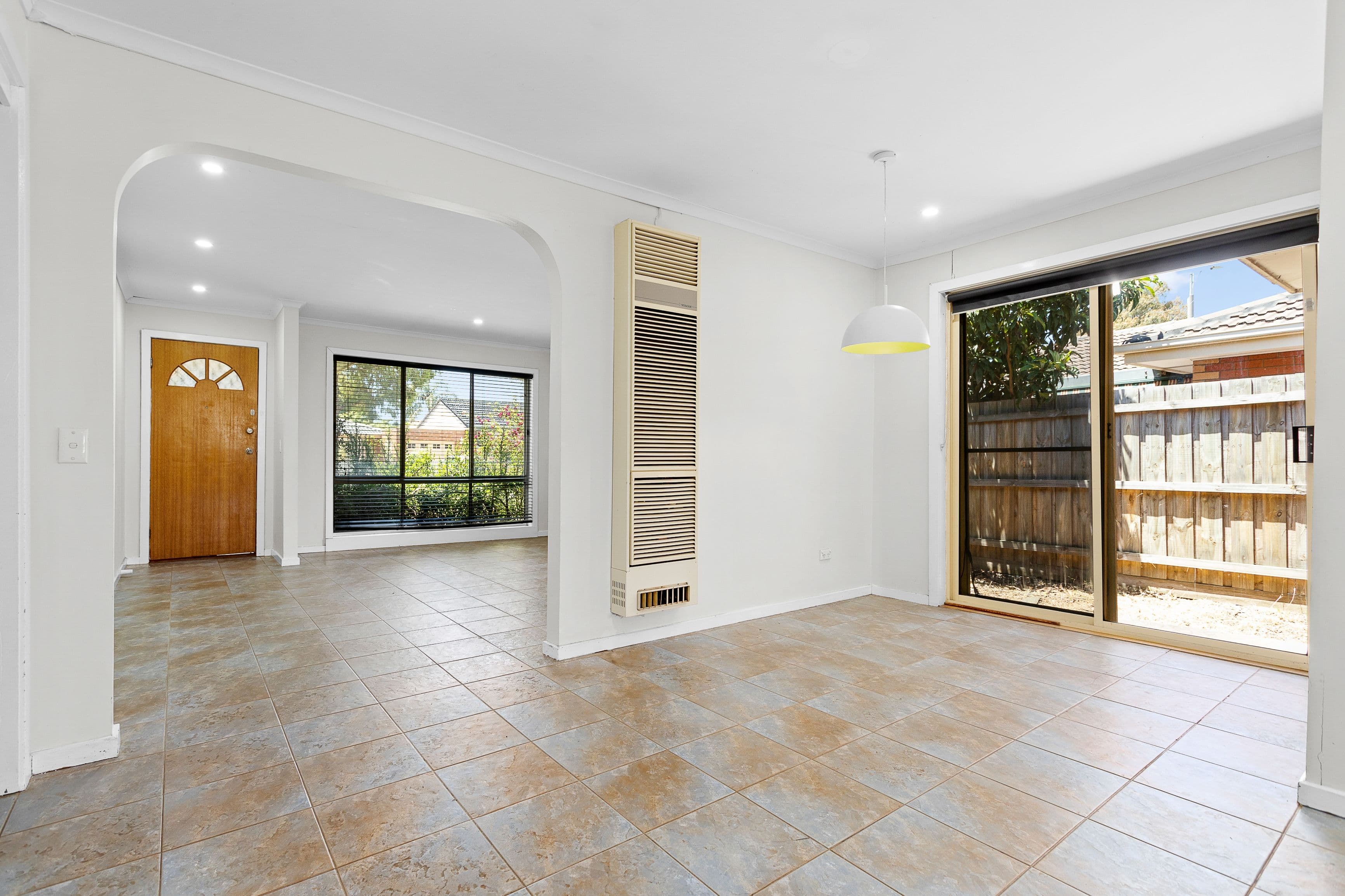 20 Hobson Crescent, Mill Park VIC 3082, Mill Park - Thumbnail 8