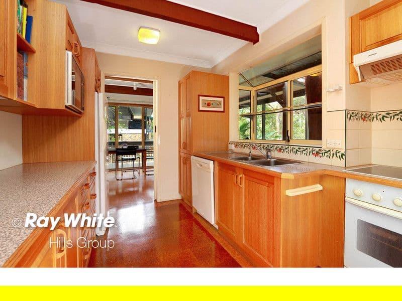 18 Burrandong Crescent, BAULKHAM HILLS NSW 2153, Baulkham Hills - Thumbnail 2