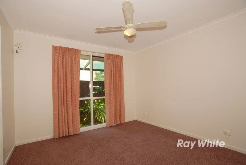 28 Frances Crescent, CRANBOURNE VIC 3977, Cranbourne North - Thumbnail 5