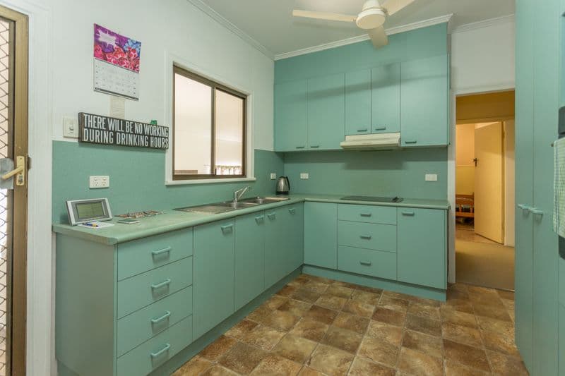 16 Green Street, North Mackay QLD 4740, North Mackay - Thumbnail 3