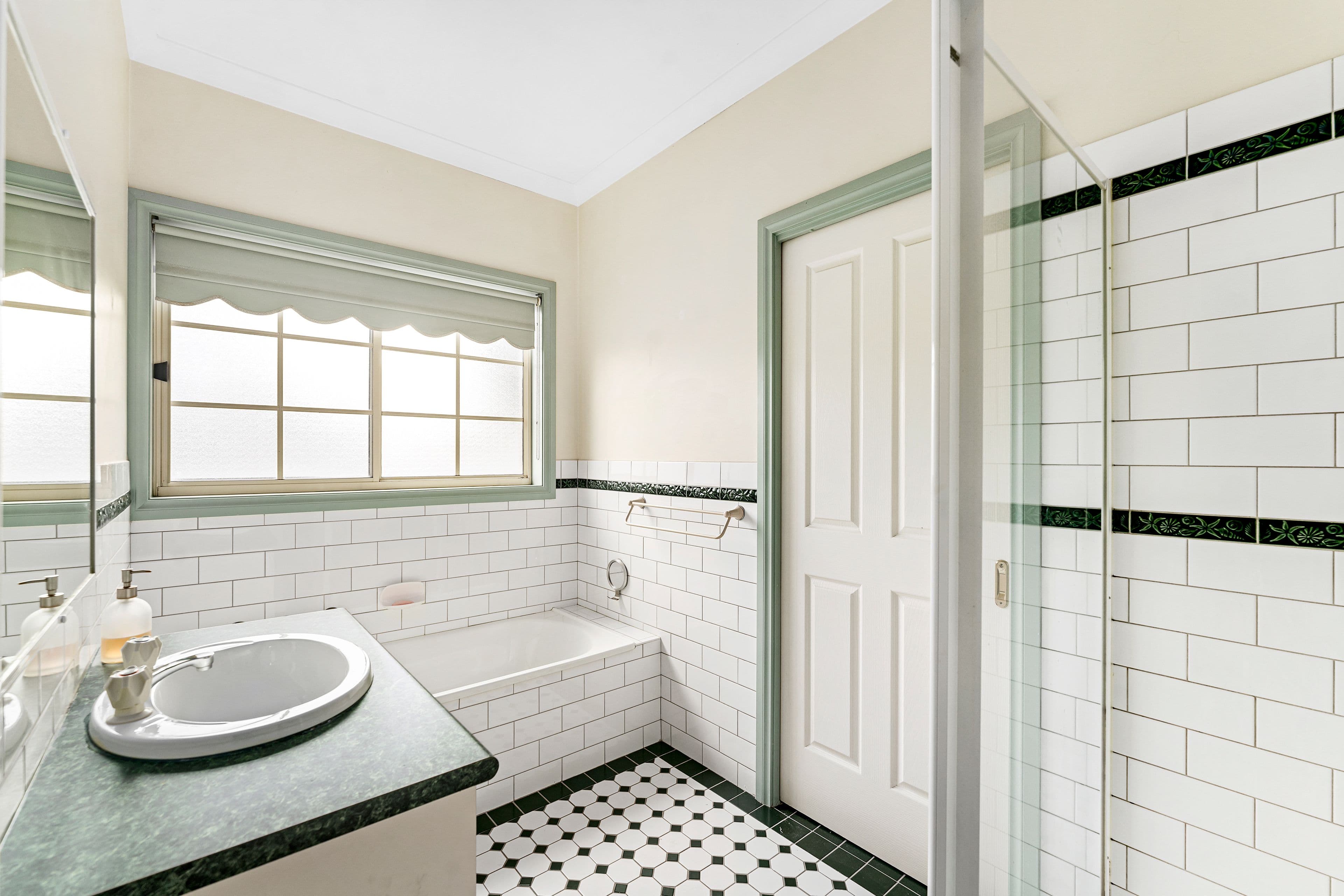 520 Elizabeth Drive, Sunbury VIC 3429, Sunbury - Thumbnail 7